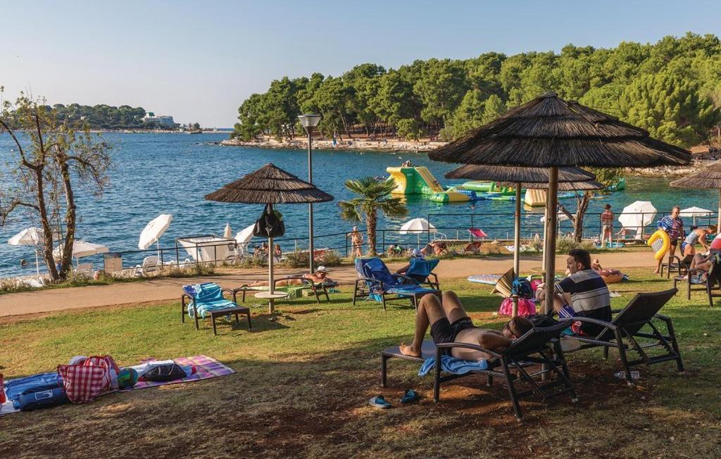 Apartman Blazevic Porec Esterno foto