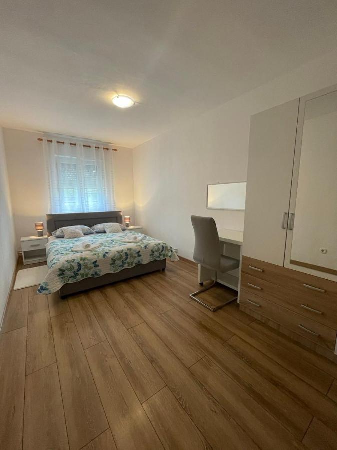 Apartman Blazevic Porec Esterno foto